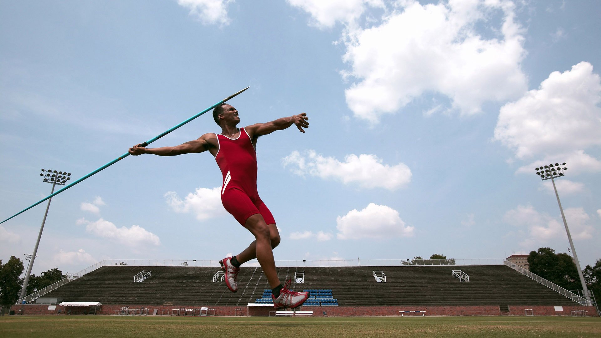 mk体育官方网站-球员在快节奏比赛中的情绪控制关键，如何管理球员在比赛中的情绪